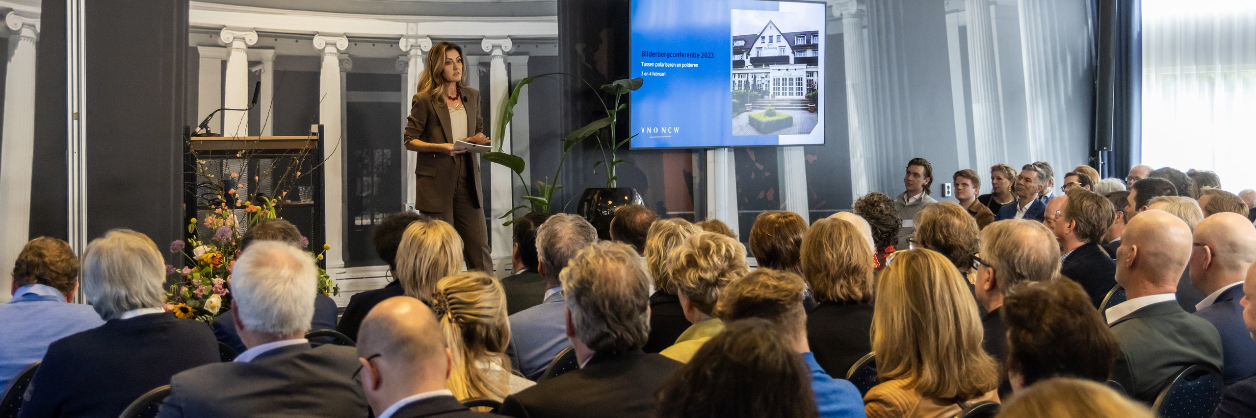 Hotel de Bilderberg is dé congreslocatie op de Veluwe. Gelegen midden in de Bilderbergbossen, nabij Arnhem.